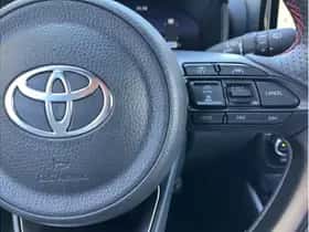Toyota Yaris (2025) thumbnail 17