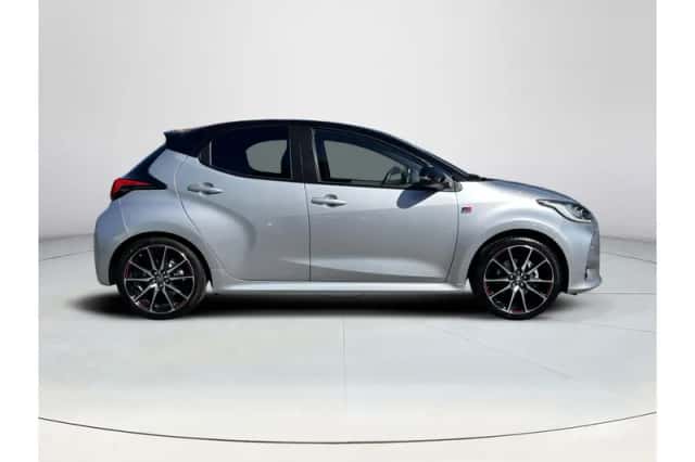 Toyota Yaris (2025) thumbnail 6
