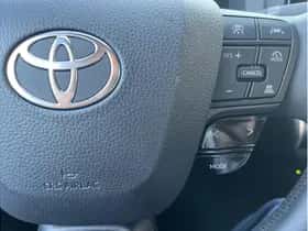 Toyota C-HR (2024) thumbnail 18
