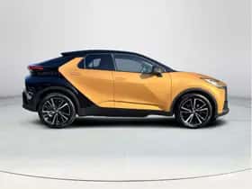 Toyota C-HR (2024) thumbnail 6