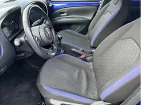 Toyota Aygo X (2023) thumbnail 12