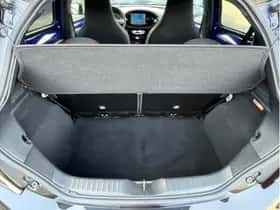 Toyota Aygo X (2023) thumbnail 24