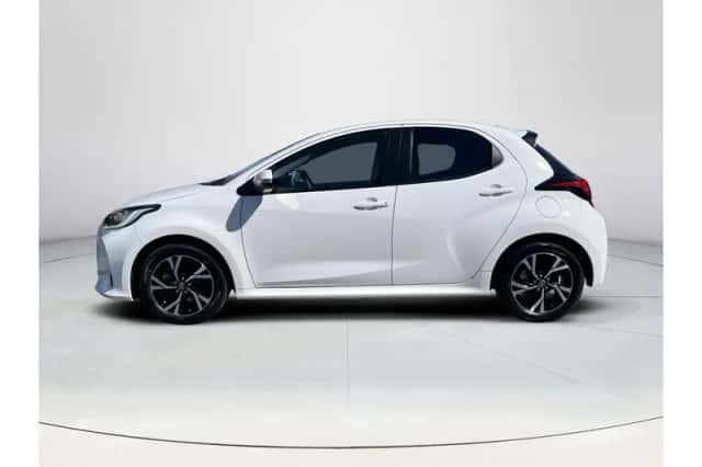 Toyota Yaris (2024) thumbnail 2