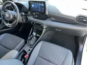 Toyota Yaris (2024) thumbnail 11