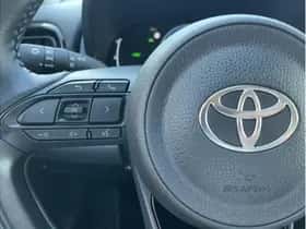 Toyota Yaris (2024) thumbnail 17