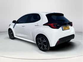 Toyota Yaris (2024) thumbnail 3
