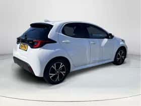Toyota Yaris (2024) thumbnail 5