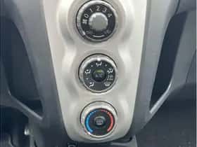 Toyota Yaris (2007) thumbnail 15