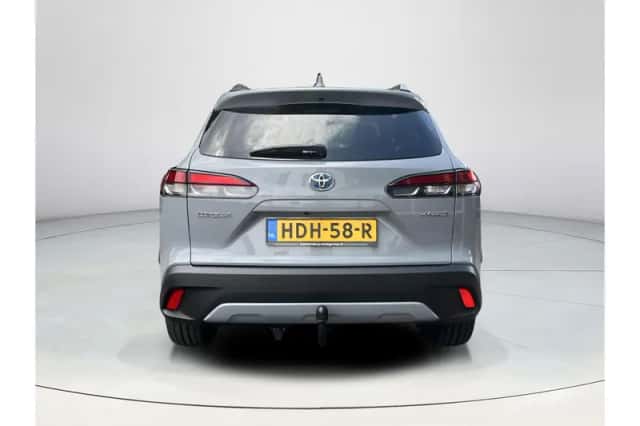 Toyota Corolla (2023) thumbnail 4