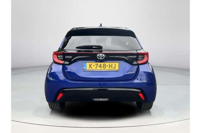Toyota Yaris (2020) thumbnail 4