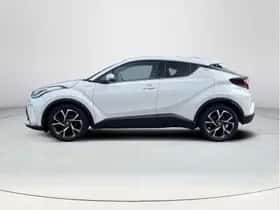 Toyota C-HR (2020) thumbnail 2