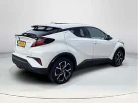Toyota C-HR (2020) thumbnail 5