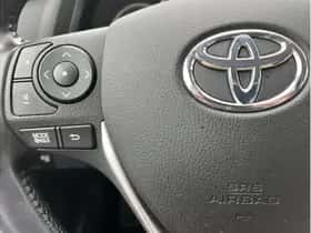 Toyota Auris (2015) thumbnail 22