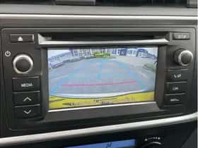 Toyota Auris (2015) thumbnail 25