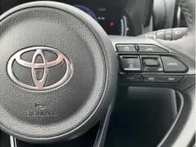 Toyota Yaris Cross (2025) thumbnail 18