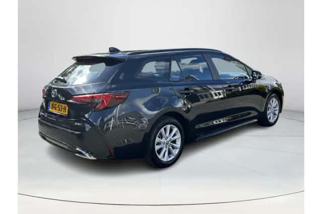 Toyota Corolla (2025) thumbnail 5