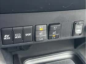 Toyota RAV4 (2016) thumbnail 17