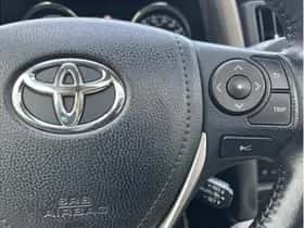 Toyota RAV4 (2016) thumbnail 19