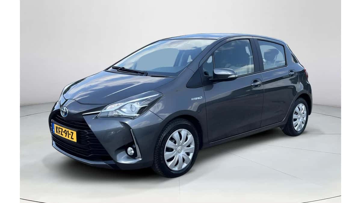 Toyota Yaris (2020) — foto 1