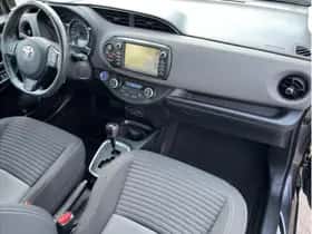Toyota Yaris (2020) thumbnail 11