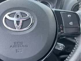 Toyota Yaris (2020) thumbnail 18
