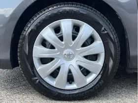 Toyota Yaris (2020) thumbnail 9