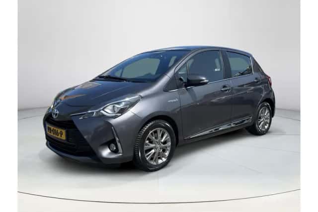 Toyota Yaris (2017) thumbnail 1