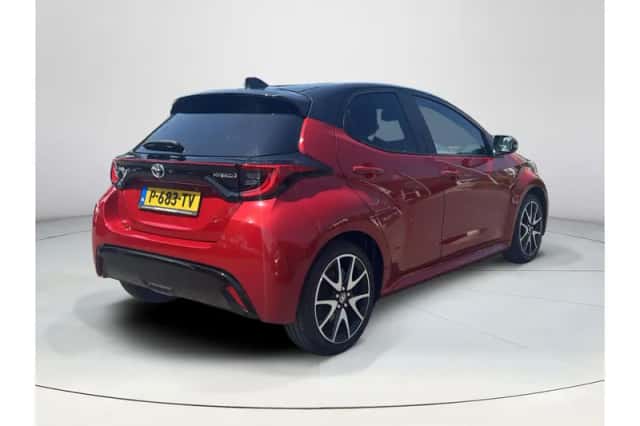 Toyota Yaris (2022) thumbnail 5
