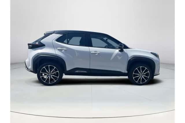 Toyota Yaris Cross (2023) thumbnail 6
