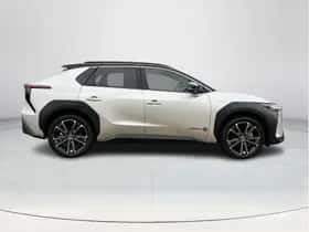 Toyota bZ4X (2024) thumbnail 6