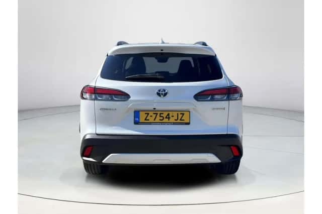 Toyota Corolla (2024) thumbnail 4