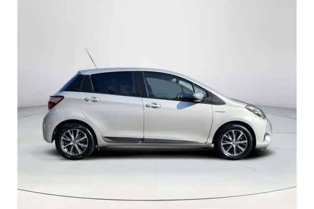 Toyota Yaris (2020) thumbnail 6