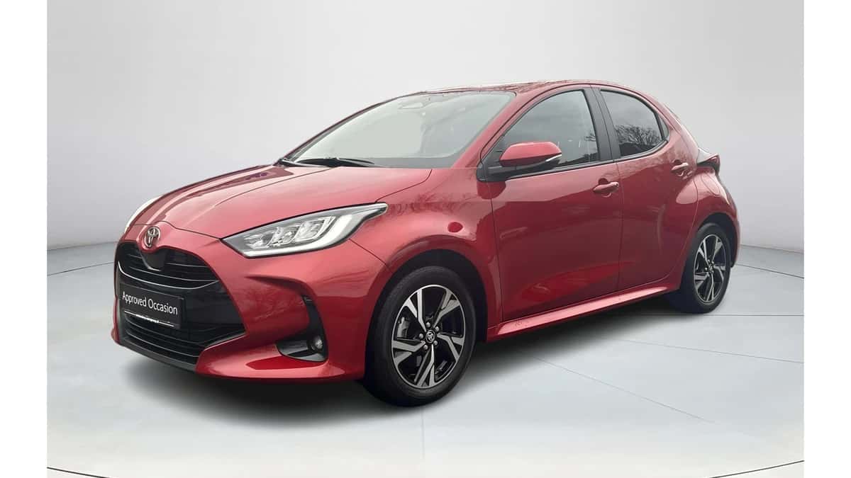Toyota Yaris (2024) — foto 1
