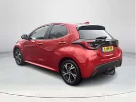 Toyota Yaris (2024) thumbnail 3
