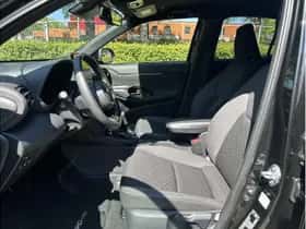 Toyota Yaris Cross (2025) thumbnail 12