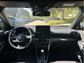 Toyota Yaris Cross (2025) thumbnail 17