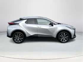 Toyota C-HR (2024) thumbnail 6