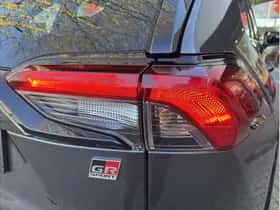 Toyota RAV4 (2024) thumbnail 36