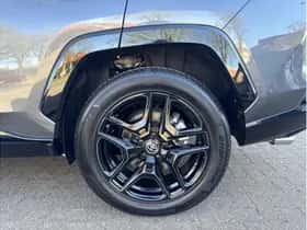 Toyota RAV4 (2024) thumbnail 37