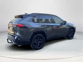 Toyota RAV4 (2024) thumbnail 5