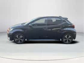 Toyota Yaris (2025) thumbnail 2