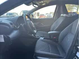 Toyota Yaris (2025) thumbnail 12
