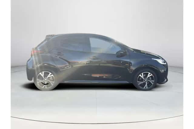 Toyota Yaris (2025) thumbnail 6