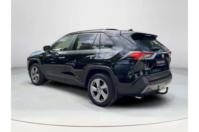 Toyota RAV4 (2019) thumbnail 3