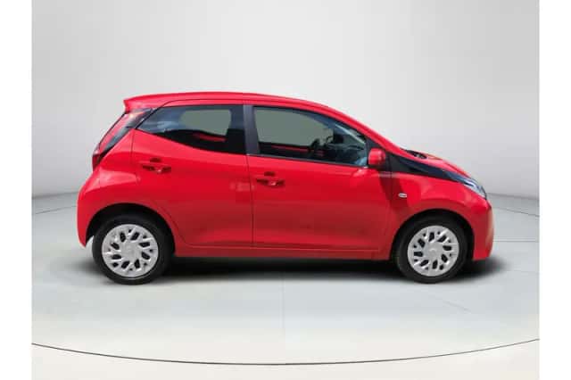 Toyota Aygo (2022) thumbnail 6