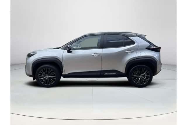 Toyota Yaris Cross (2022) thumbnail 2