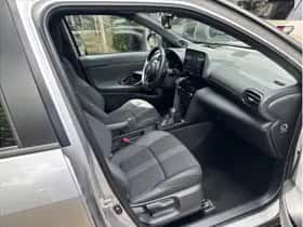Toyota Yaris Cross (2022) thumbnail 11