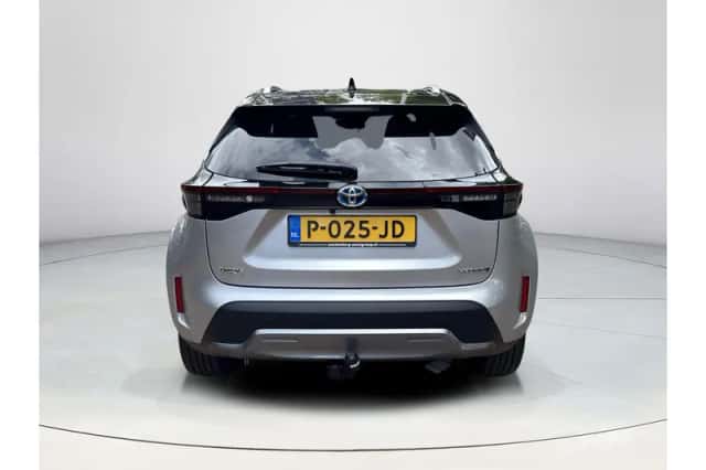 Toyota Yaris Cross (2022) thumbnail 4