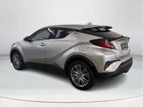 Toyota C-HR (2023) thumbnail 3