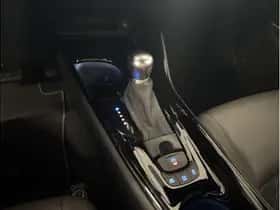 Toyota C-HR (2023) thumbnail 22